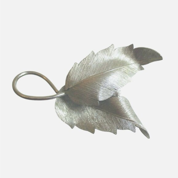 Krementz Jewelry - Vintage Krementz Brushed Silver Leaf Brooch Pin 2 3/8"